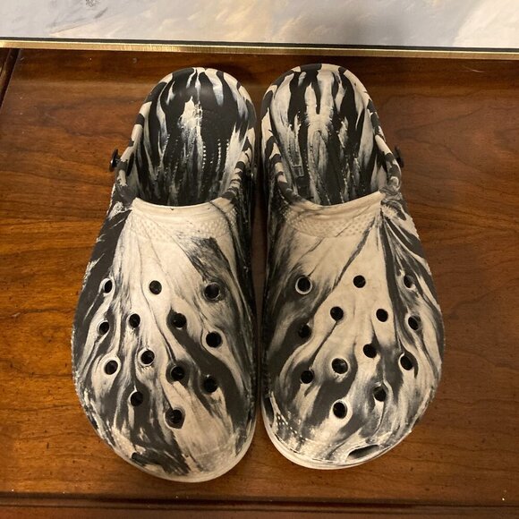 Tie Dye Marbled Crocs Mens Size 8 Women's Size 10 - Picture 1 of 10
